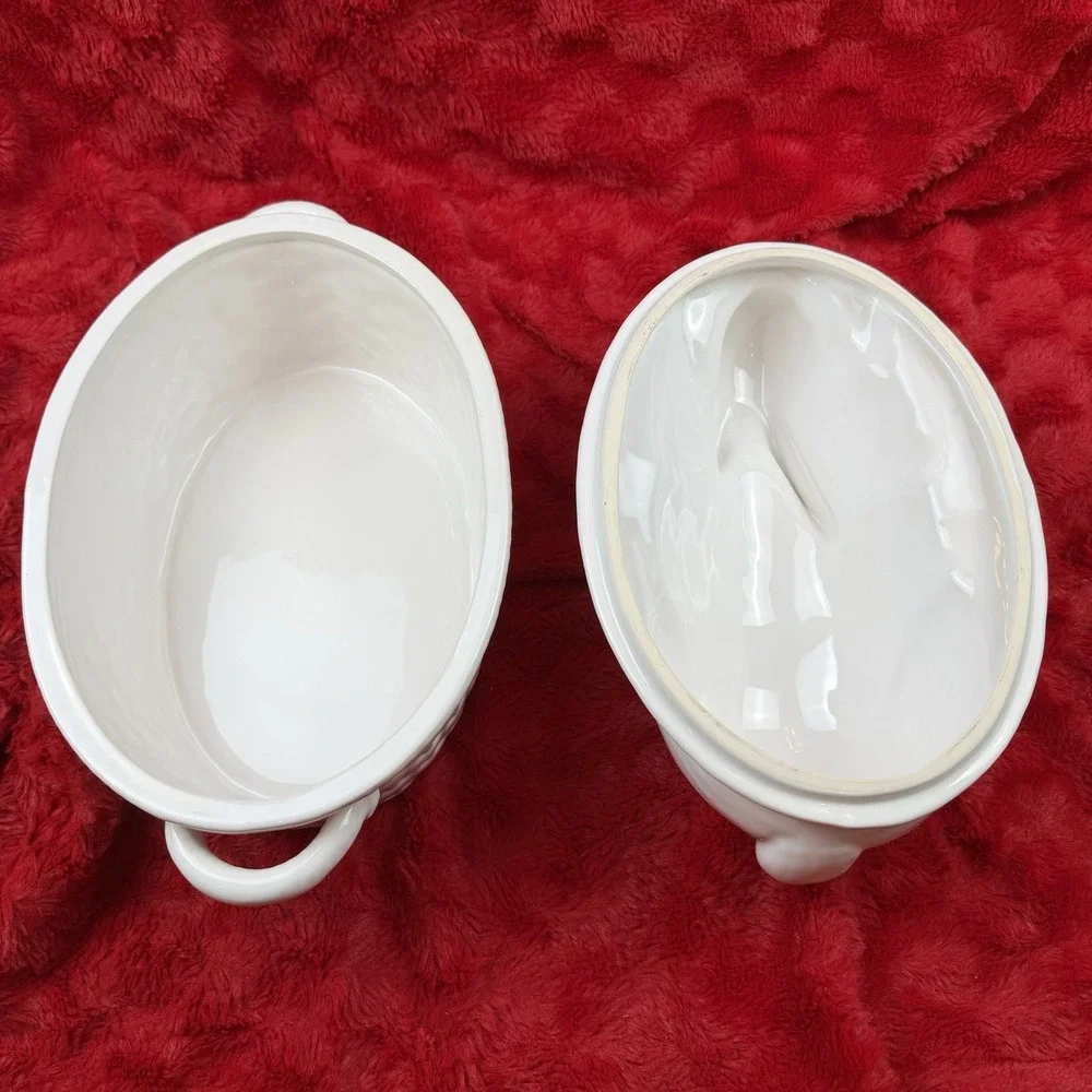 Bordallo Pinheiro White Rabbit Tureen Basketweave Ceramic Serving Dish Portugal